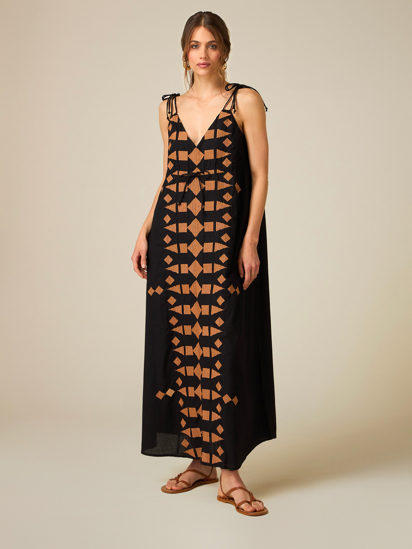 Long cotton dress with embroidery image number 0