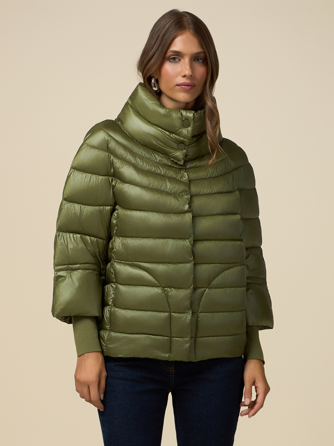 Cape-Daunenjacke mit Armstulpen image number 0