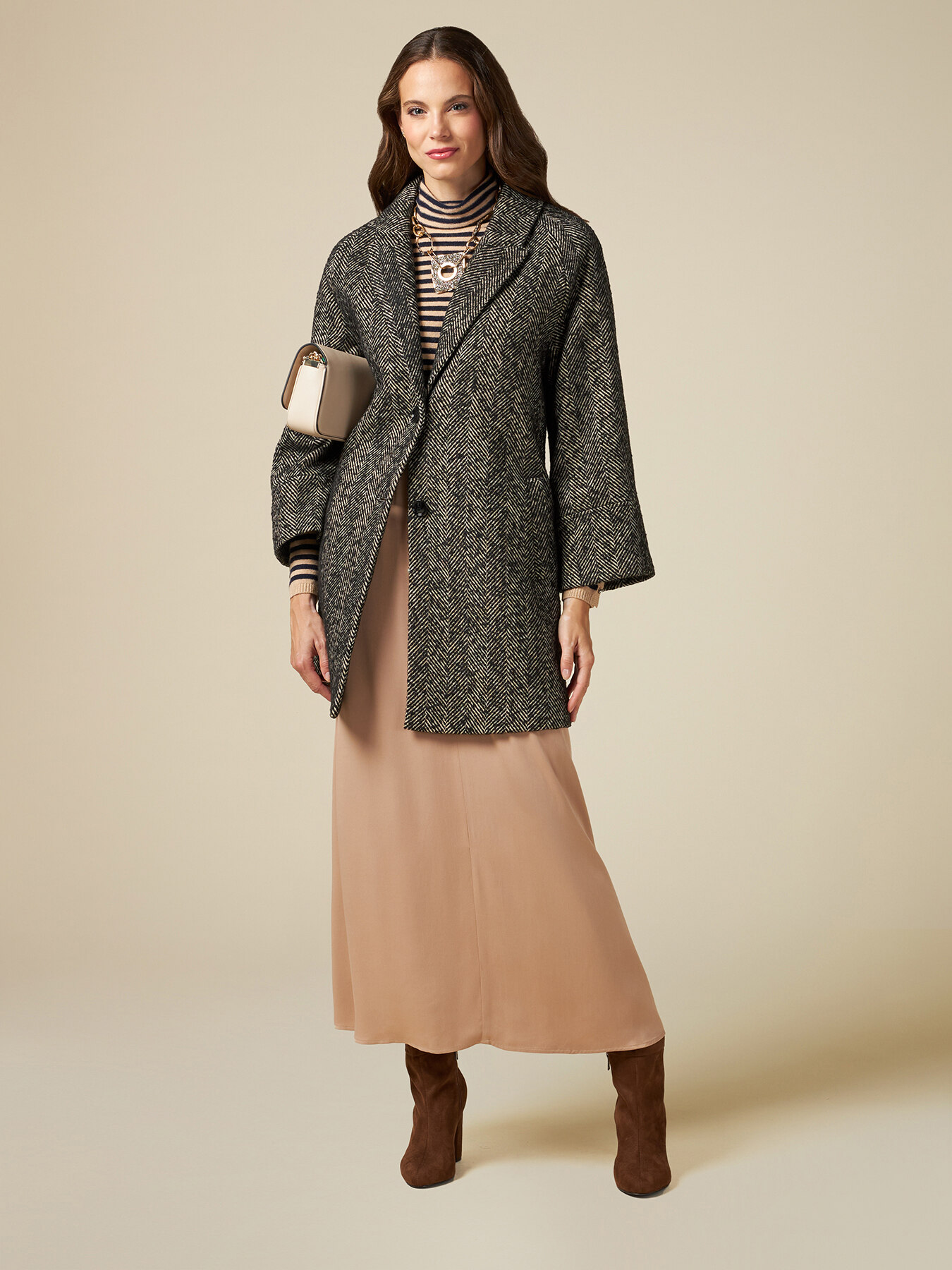 Cappotto monopetto spigato image number 3