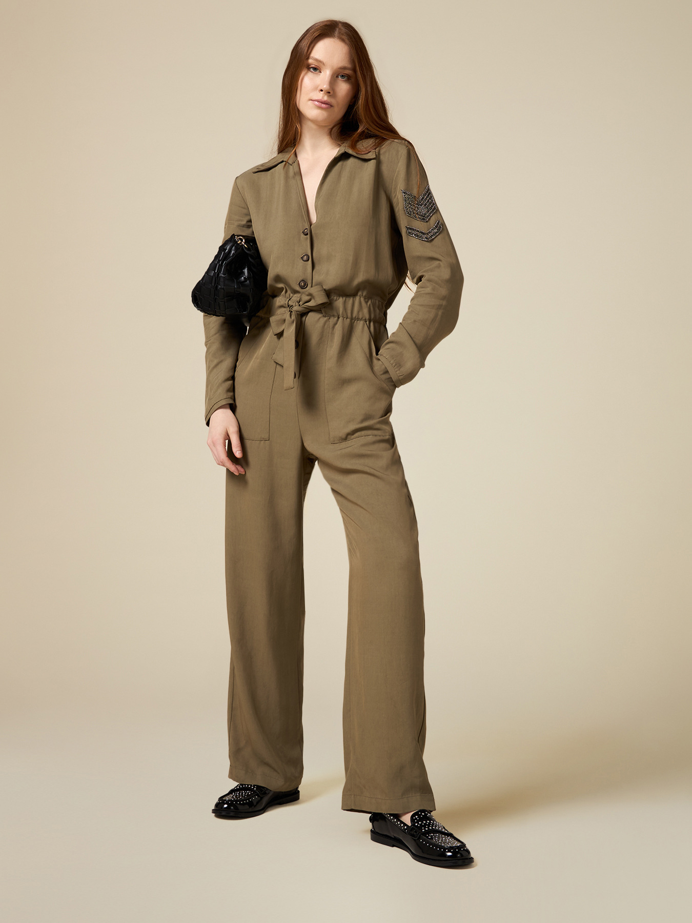Tencel blend jumpsuit with emblems image number 3
