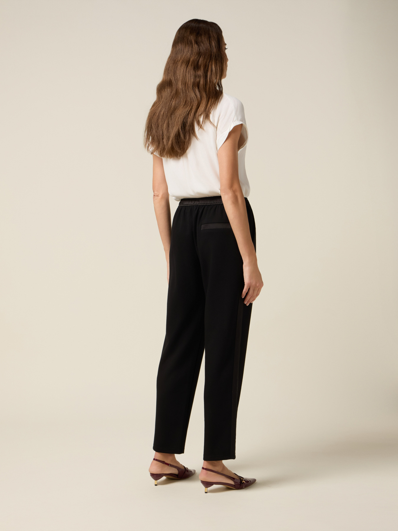 Pantalones jogger de neopreno con cordón image number 1