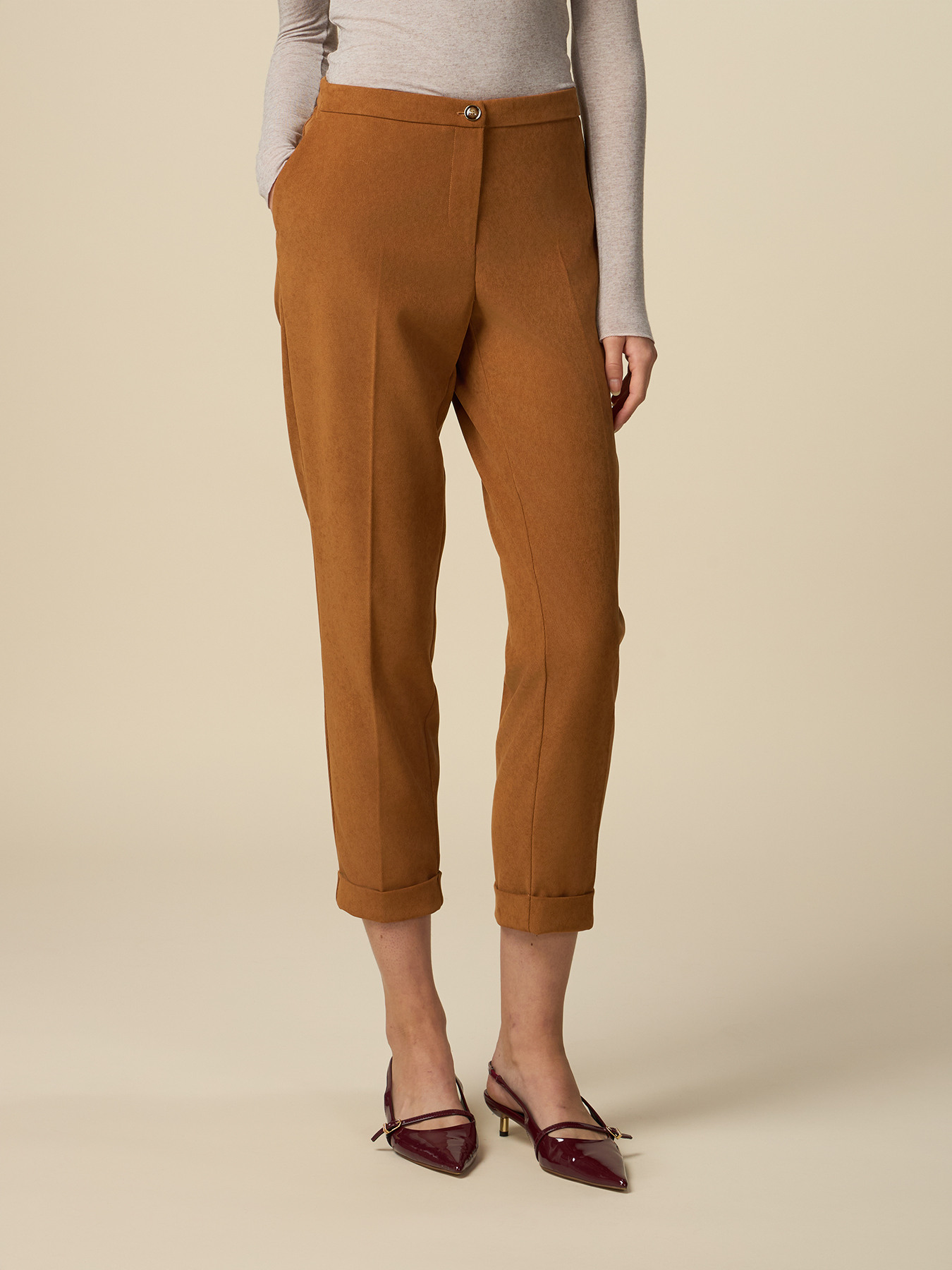 Gerade geschnittene Hose aus Samt image number 3