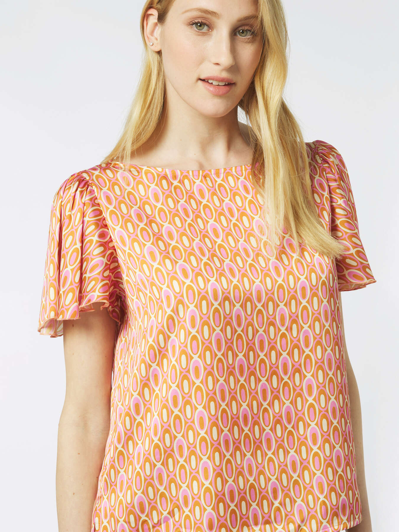 Patterned satin blouse image number 2