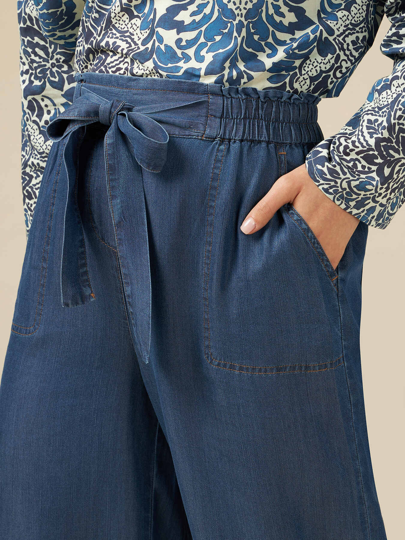 Pantaloni palazzo in tencel image number 2