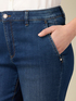 Umweltfreundliche Chino-Jeans image number 2
