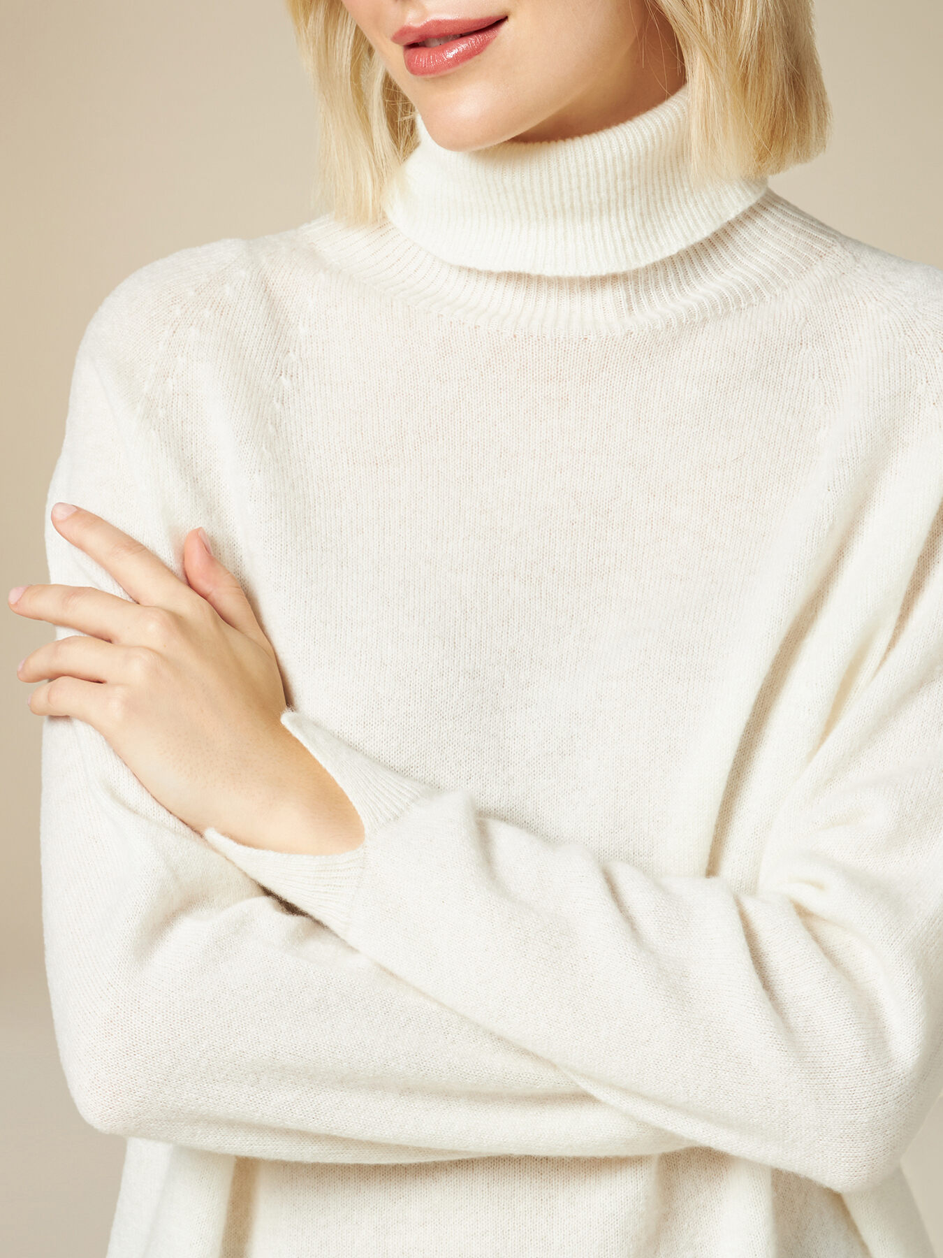 Rollkragenpullover aus reinem Kaschmir image number 2