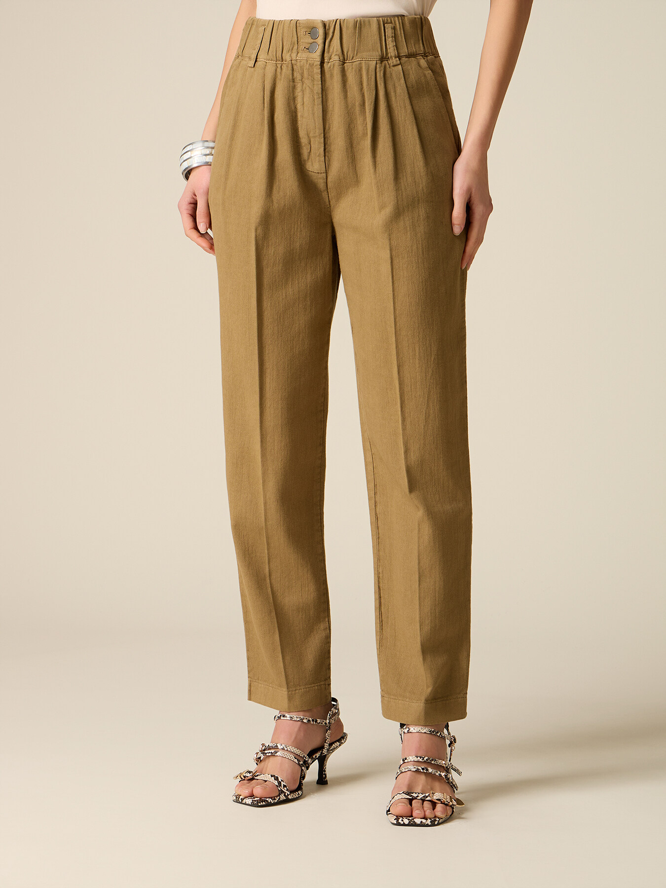 Pantalones baggy paperbag image number 3