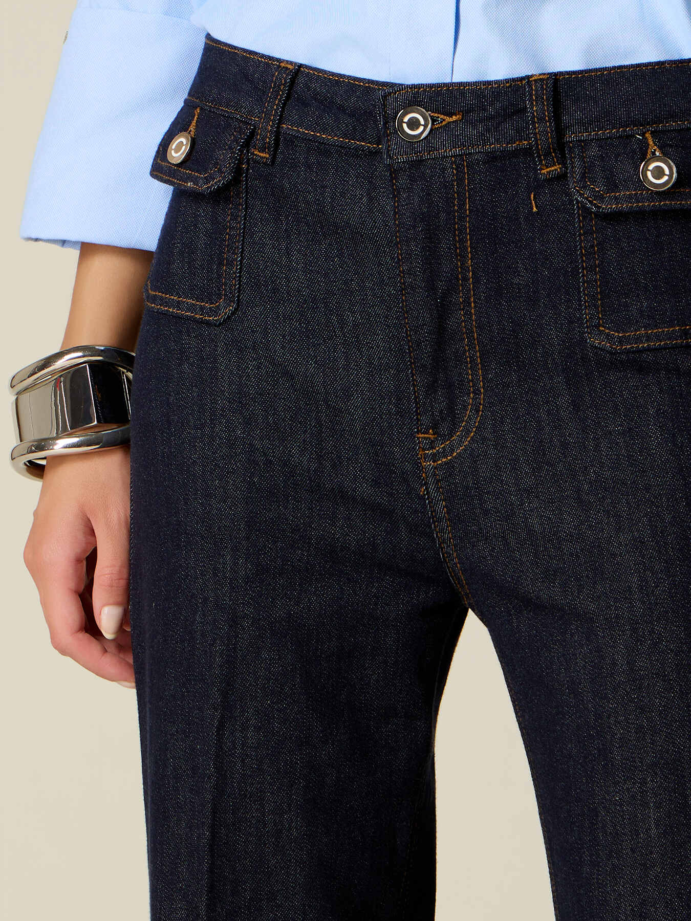 Flare jeans with flap pockets image number 2