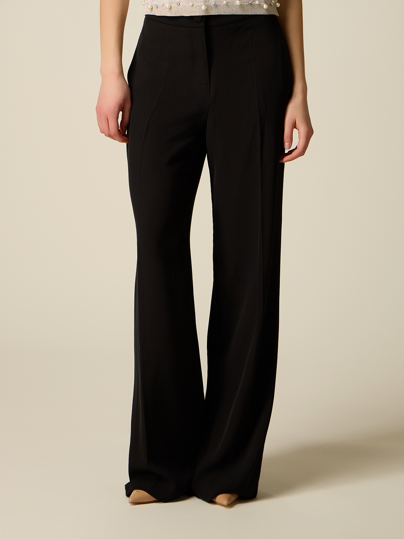 Wide-leg palazzo pants in crepe fabric image number 3