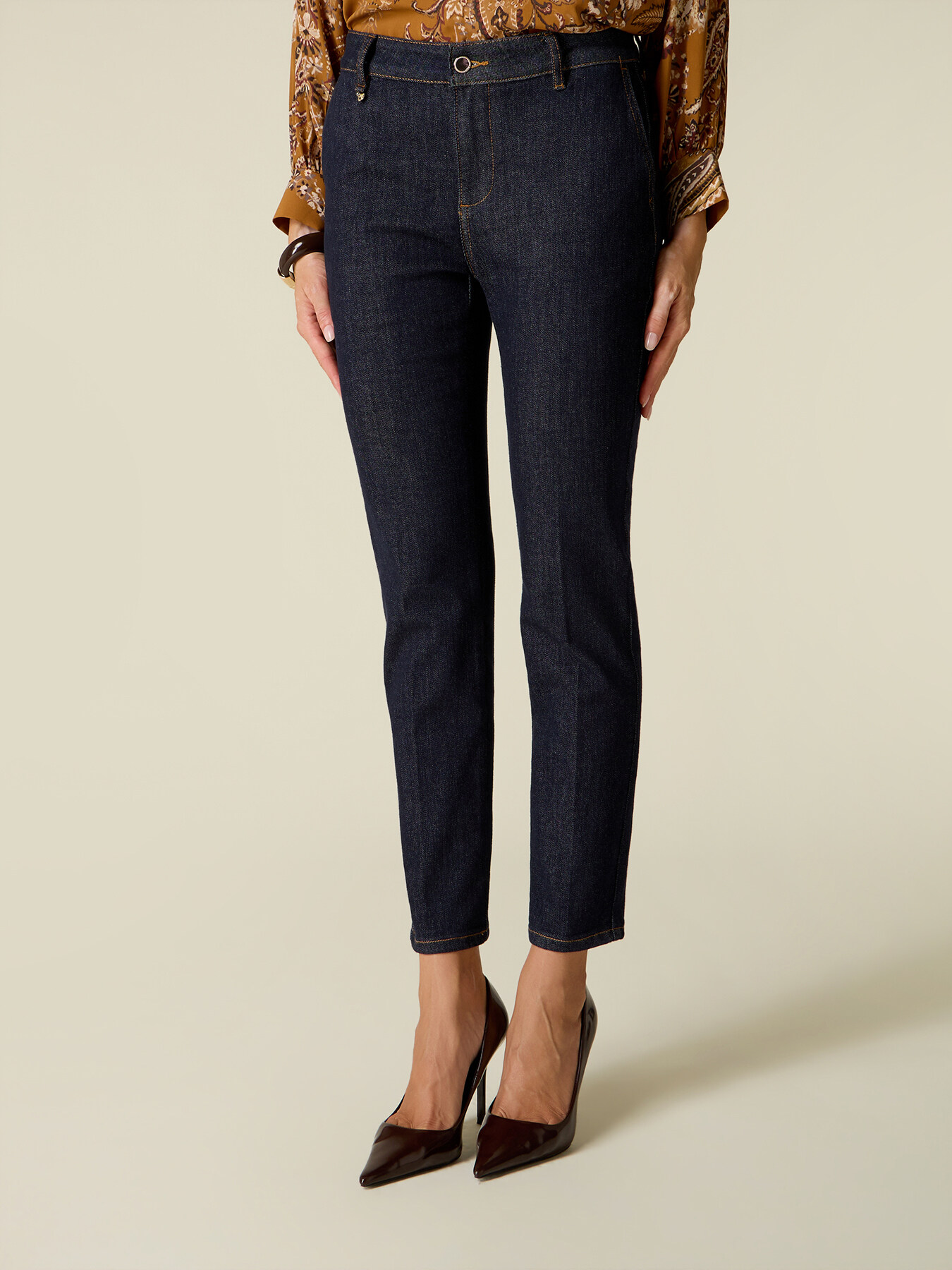 Skinny Jeans image number 3