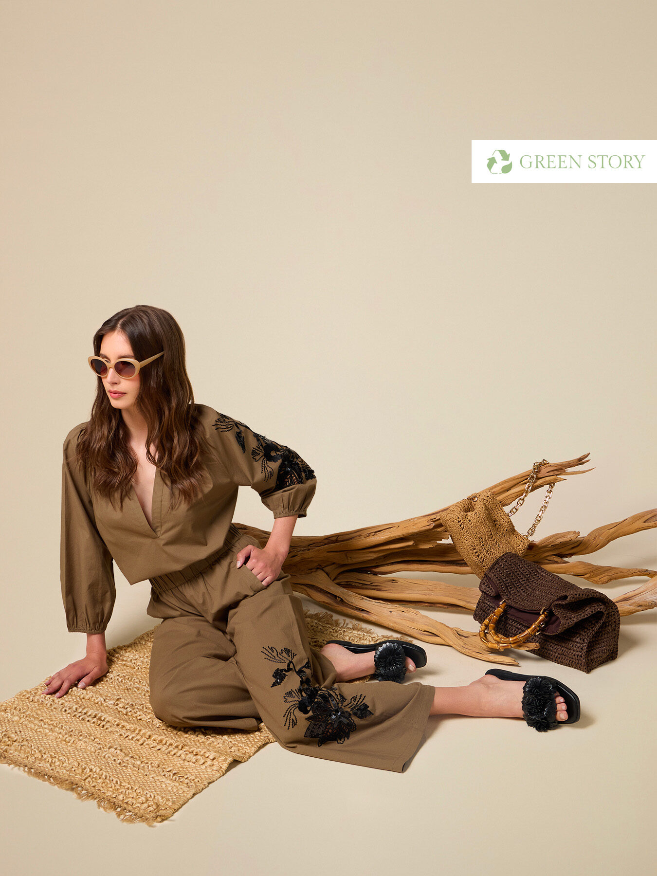 Wide leg cropped trousers with embroidery image number 0