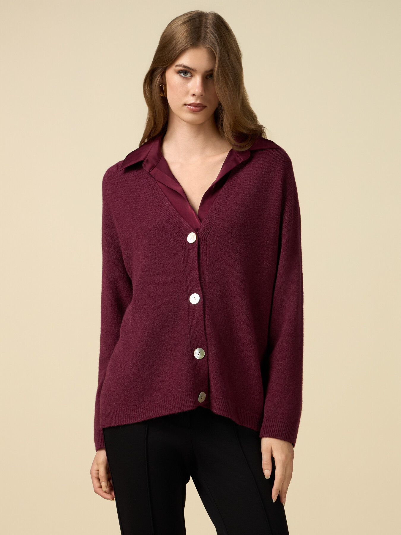 Cardigan mit V-Ausschnitt image number 0