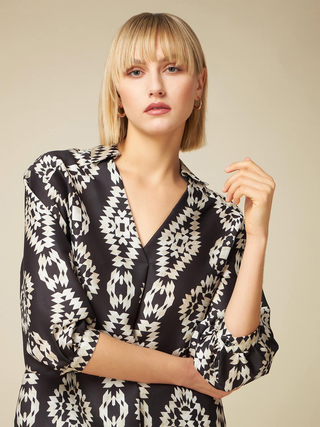Patterned twill blouse image number 2