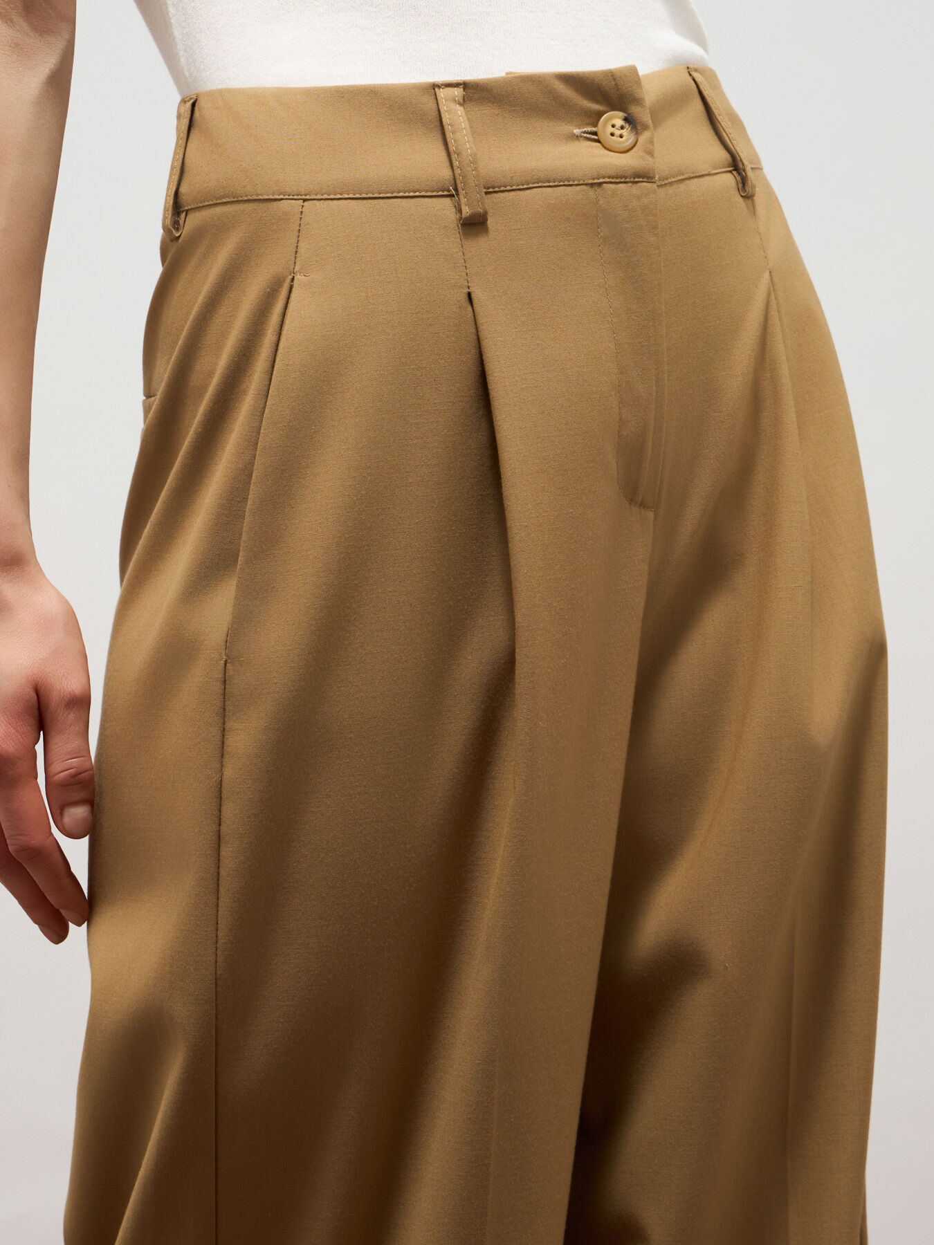 Palazzo pants in fluid fabric image number 2