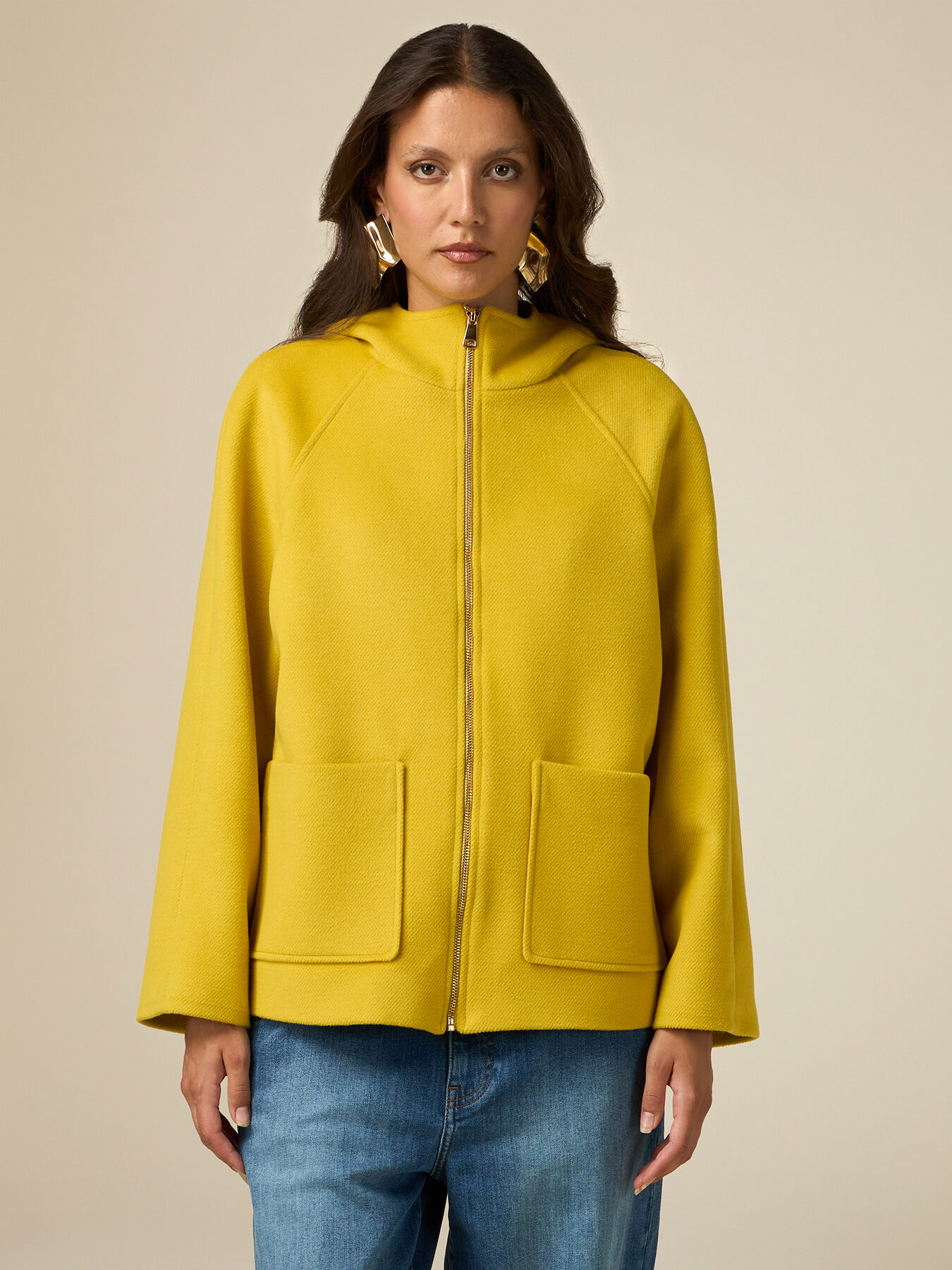 Manteau court &agrave; capuche image number 0