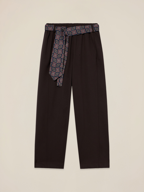 Pants with tie belt