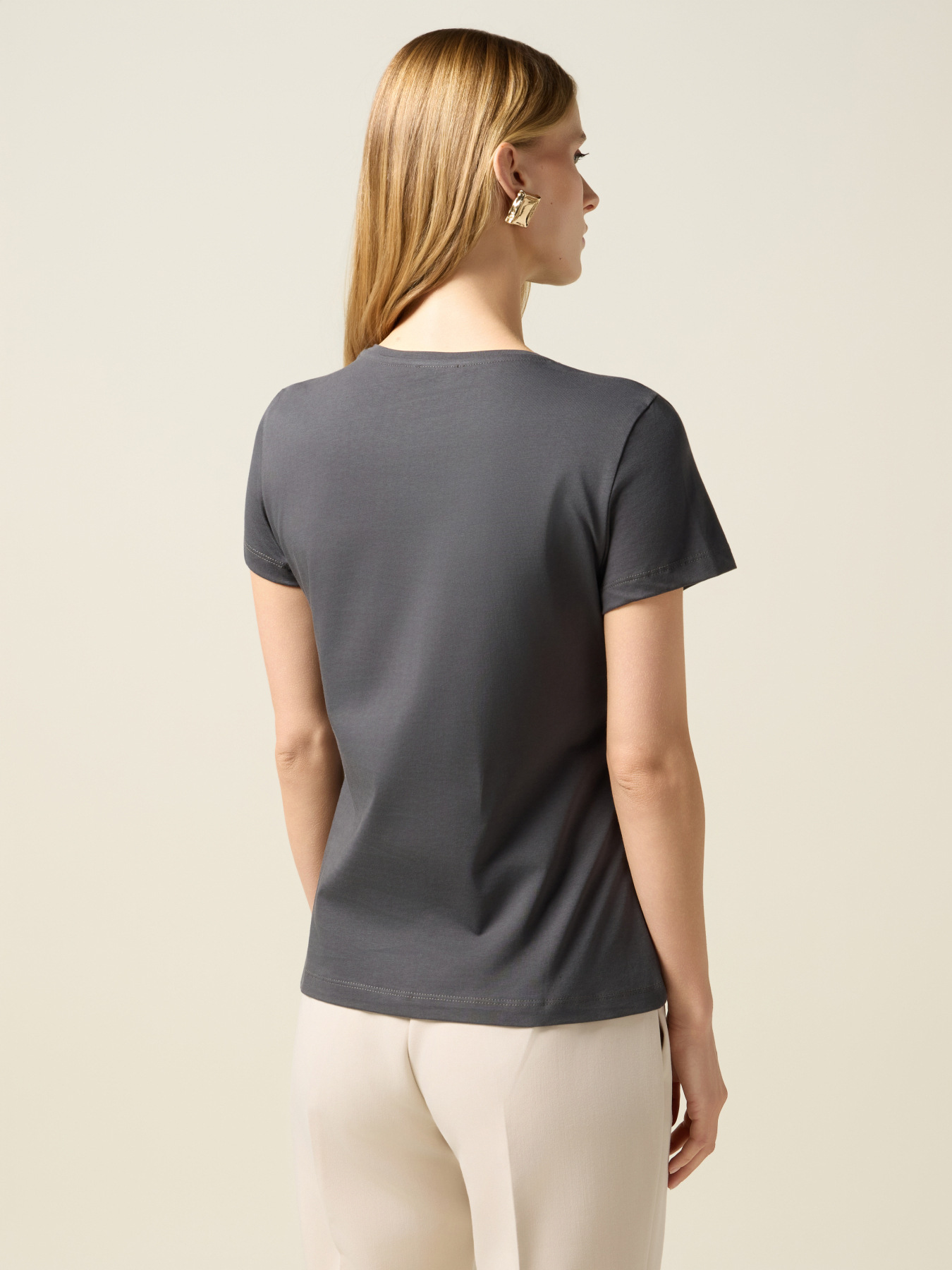 Camiseta con dijes de joyer&iacute;a image number 1