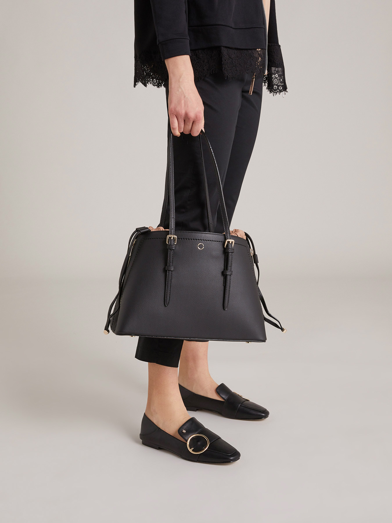 Bolso tote bicolor image number 0
