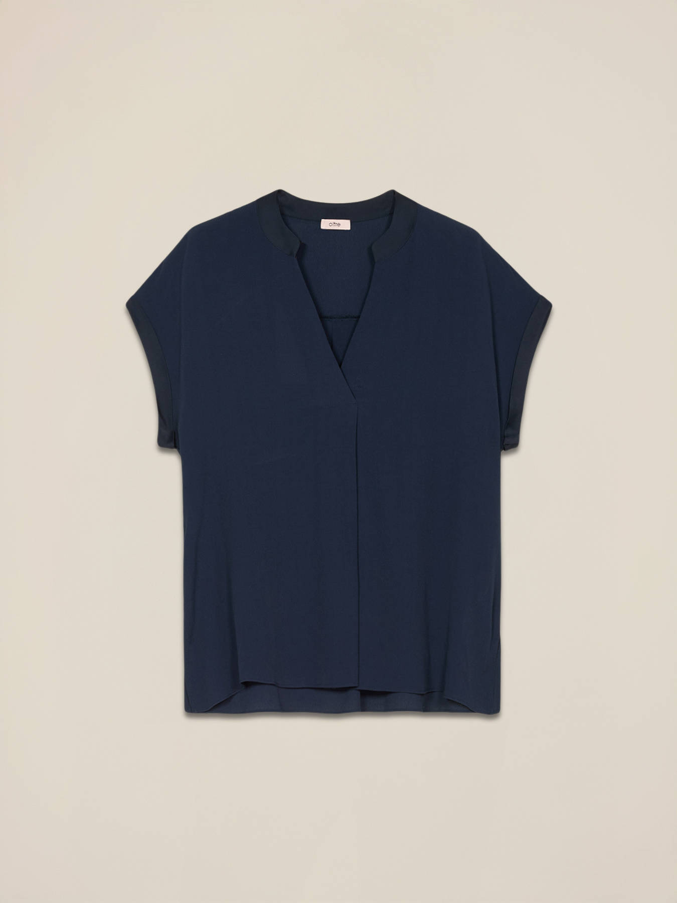 Chemisier en viscose avec finitions en satin image number 3