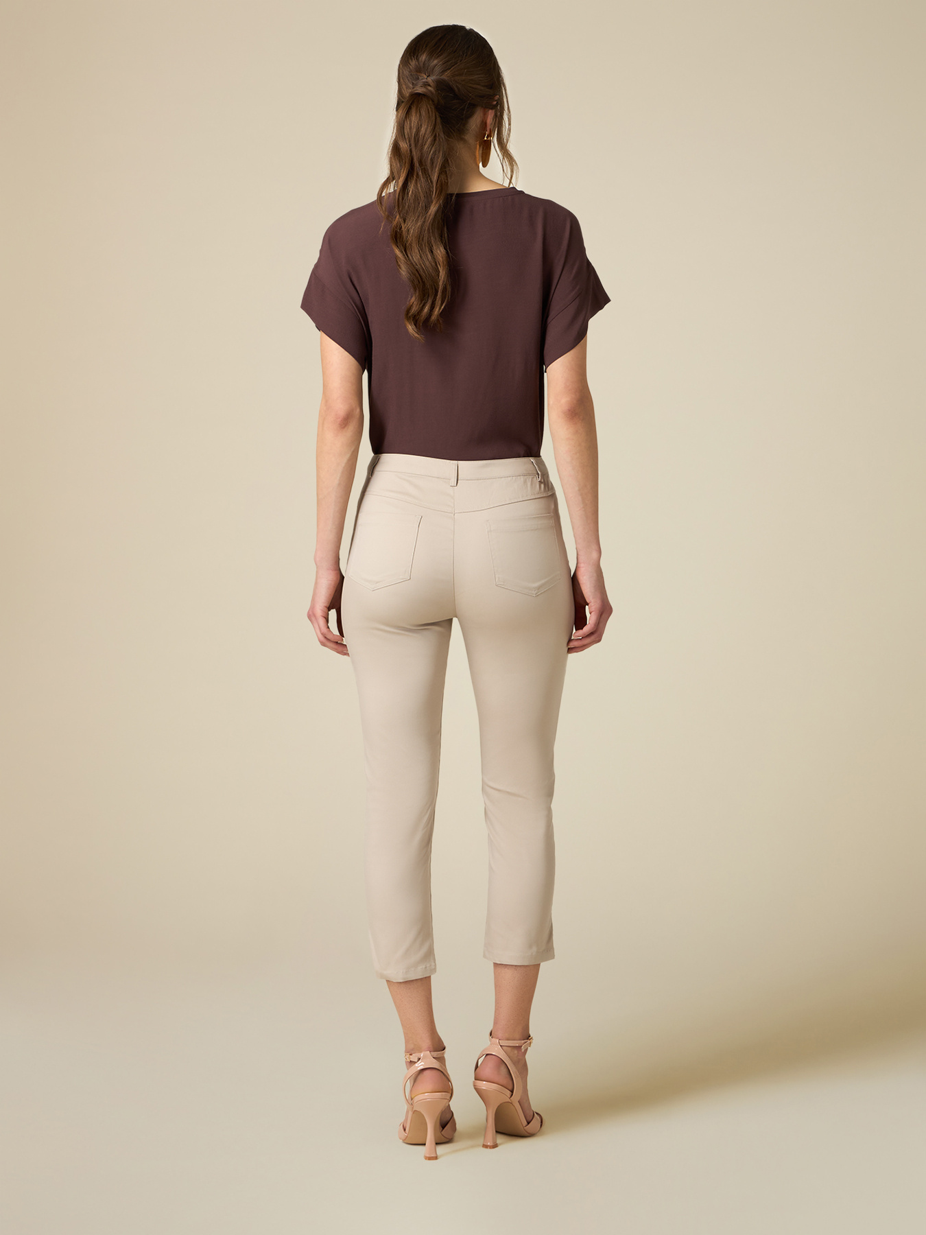 Cotton-blend Capri trousers image number 1