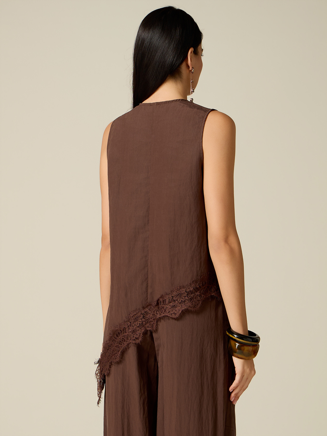 Asymmetric blouse with lace image number 1