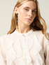 Camisa con volantes image number 2