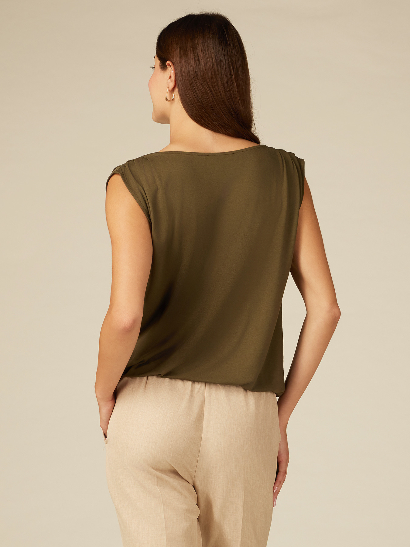 Top aus zwei Materialien mit Kette image number 1