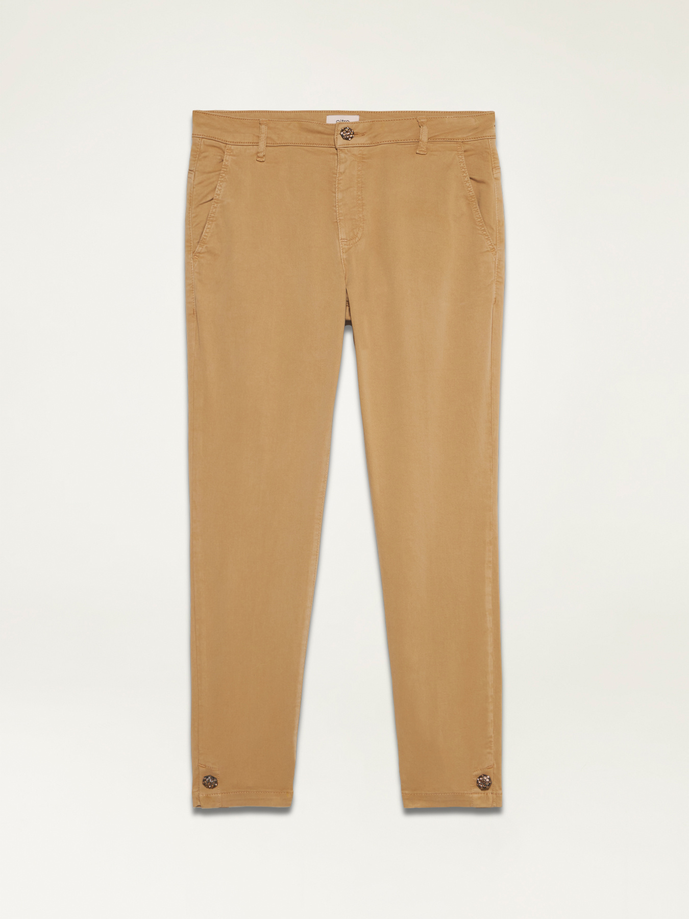 Pantalon chino avec d&eacute;tail bijou image number 4