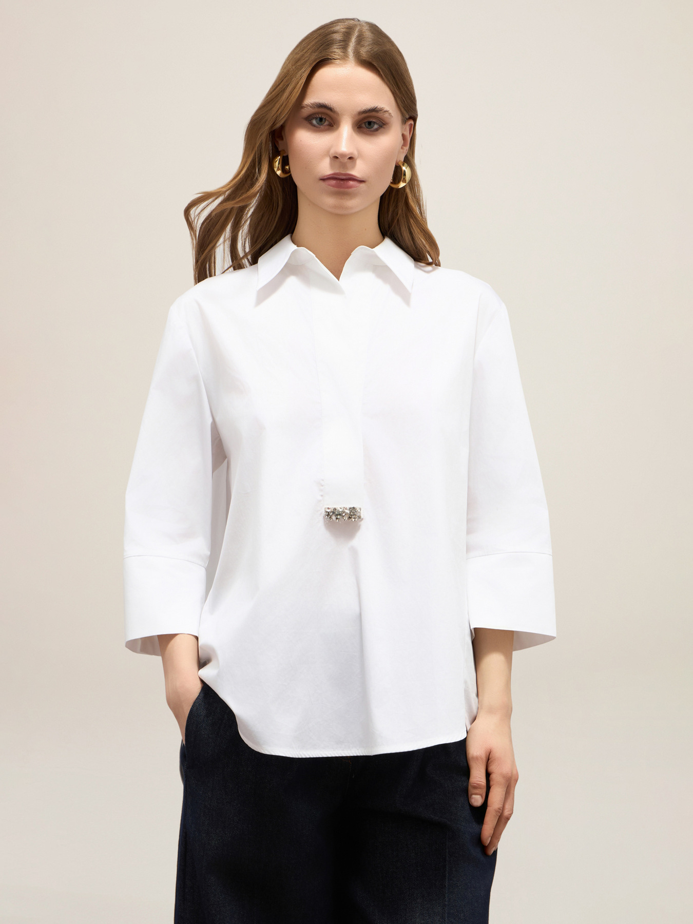 Blusa over in popeline con dettaglio gioiello image number 0