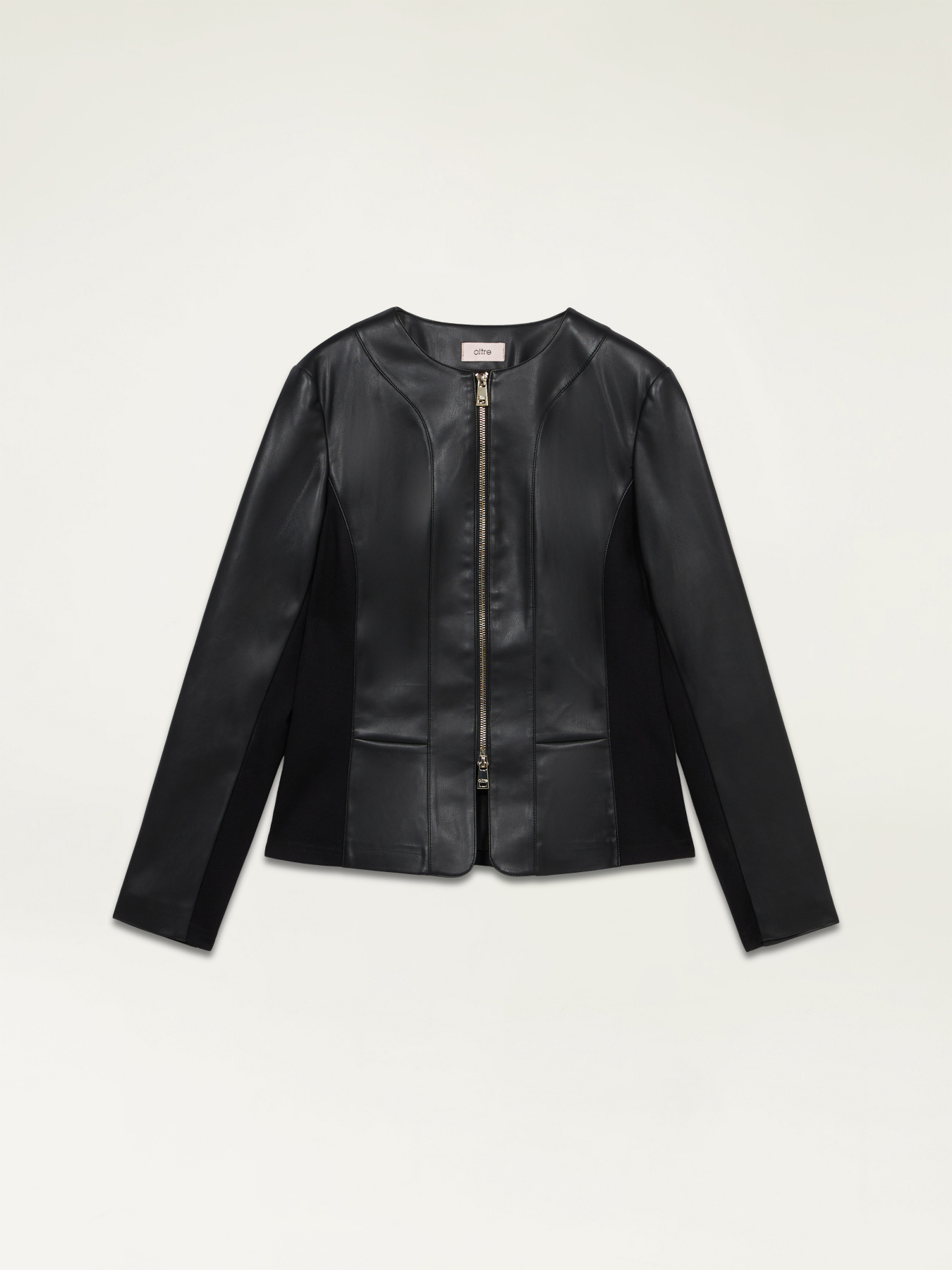 Slim fit winter jacket in coated fabric image number 4