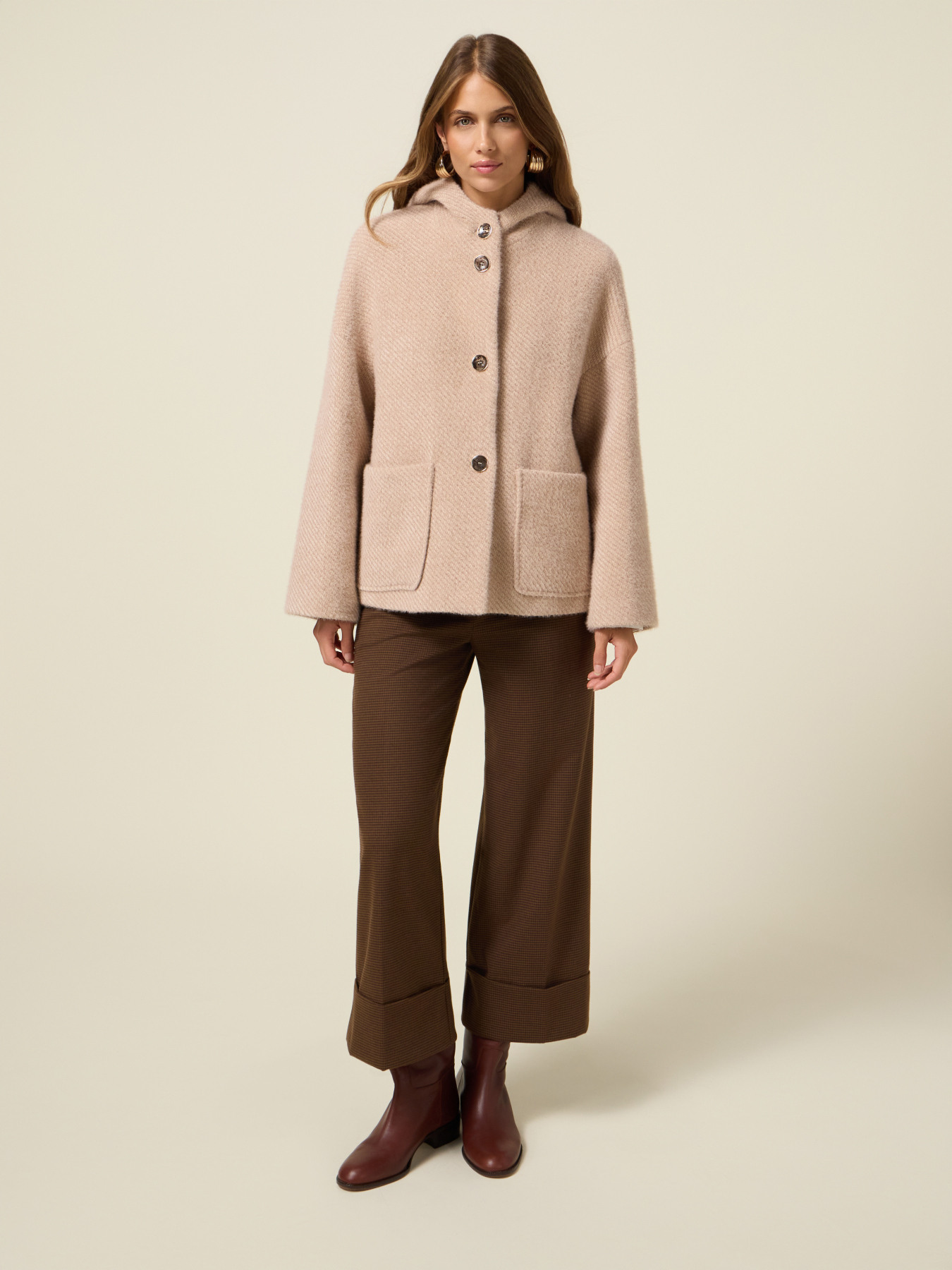 Palton scurt din material tricotat image number 0