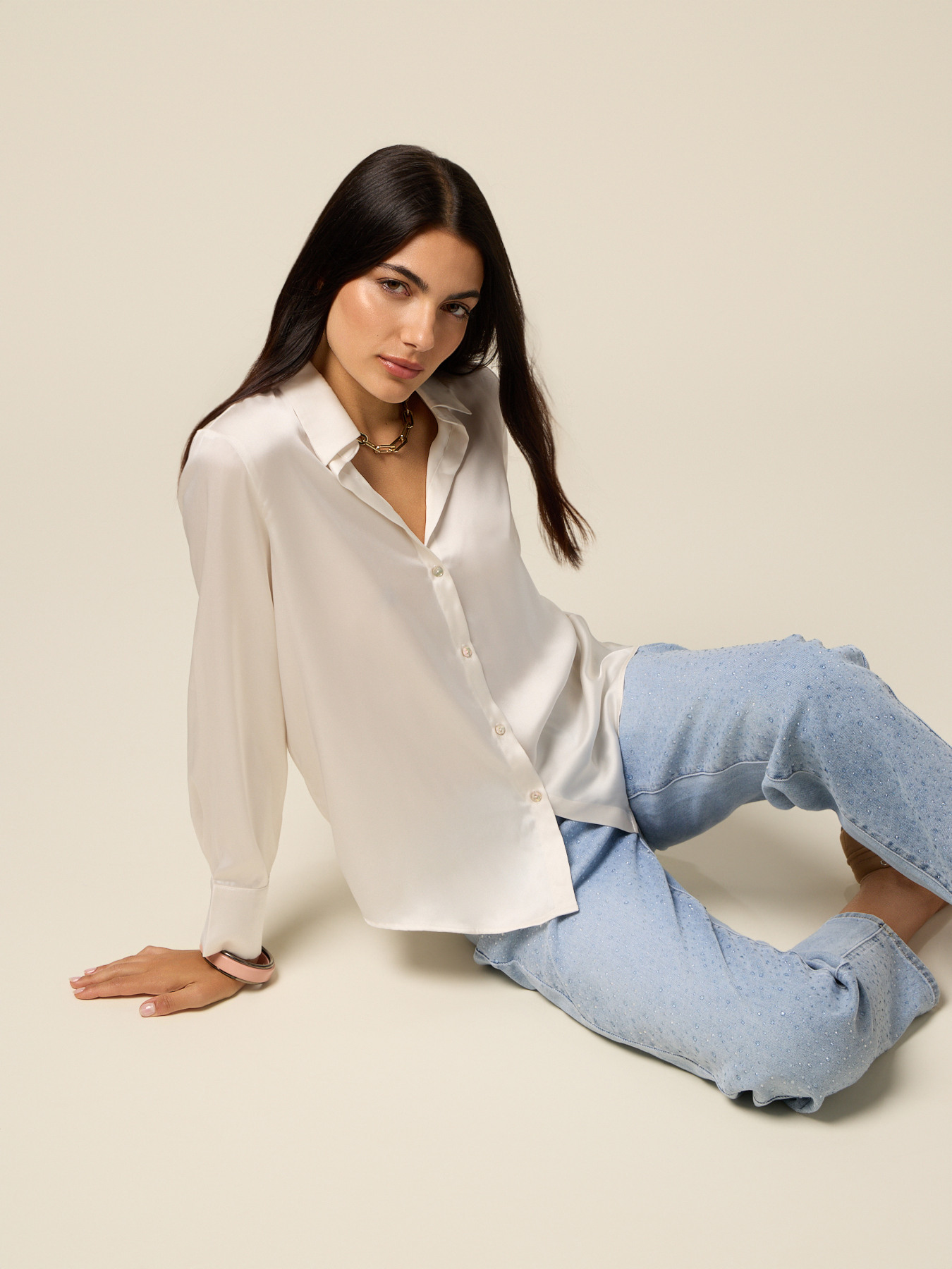 Satin shirt image number 3