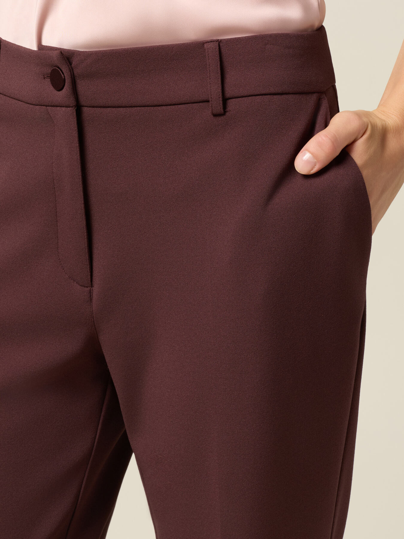 Pantaloni cropped din țesătură crepe image number 3