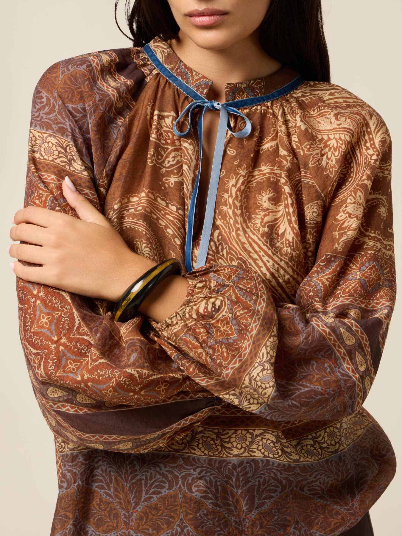 Patterned blouse with bow image number 2