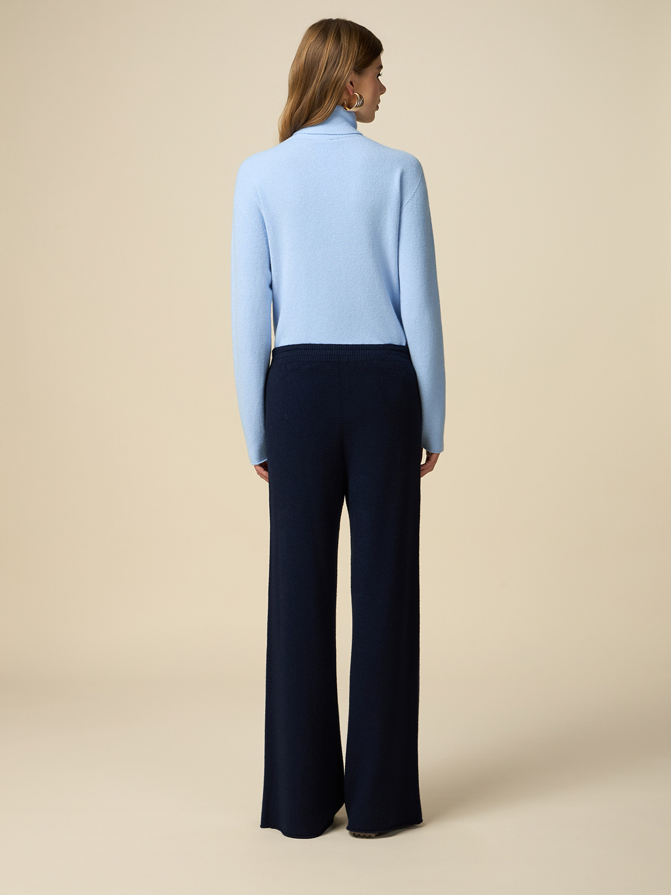 Knit trousers image number 1