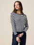 Pull ray&eacute; avec broderie bijou image number 0