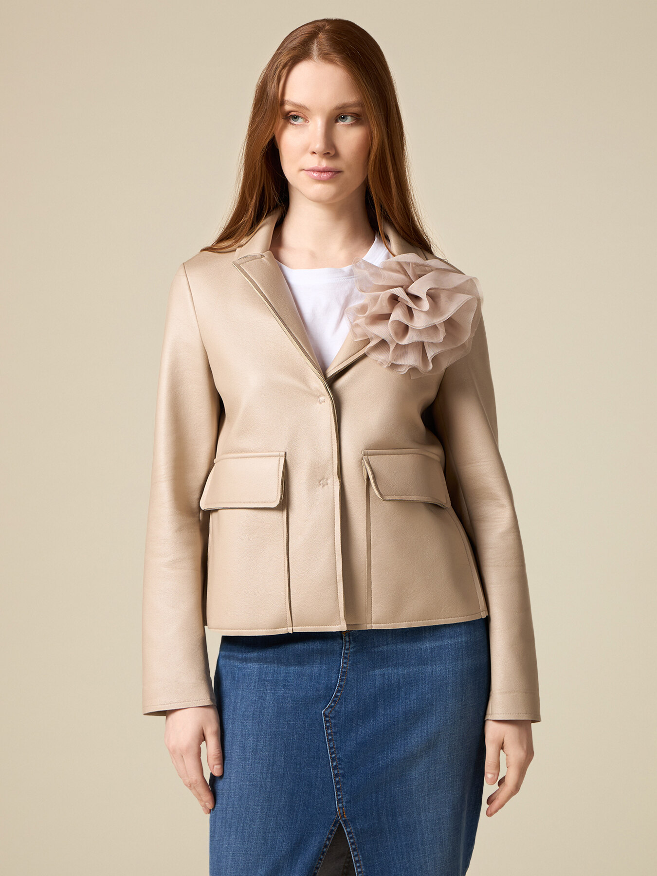 short pea coat with jumbo brooch image number 0