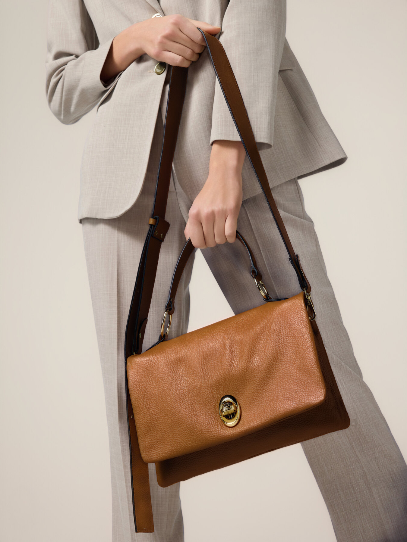 Borsa satchel in vera pelle image number 4