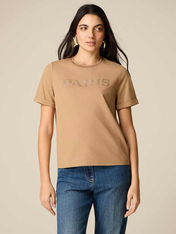 T-shirt with embroidered lettering