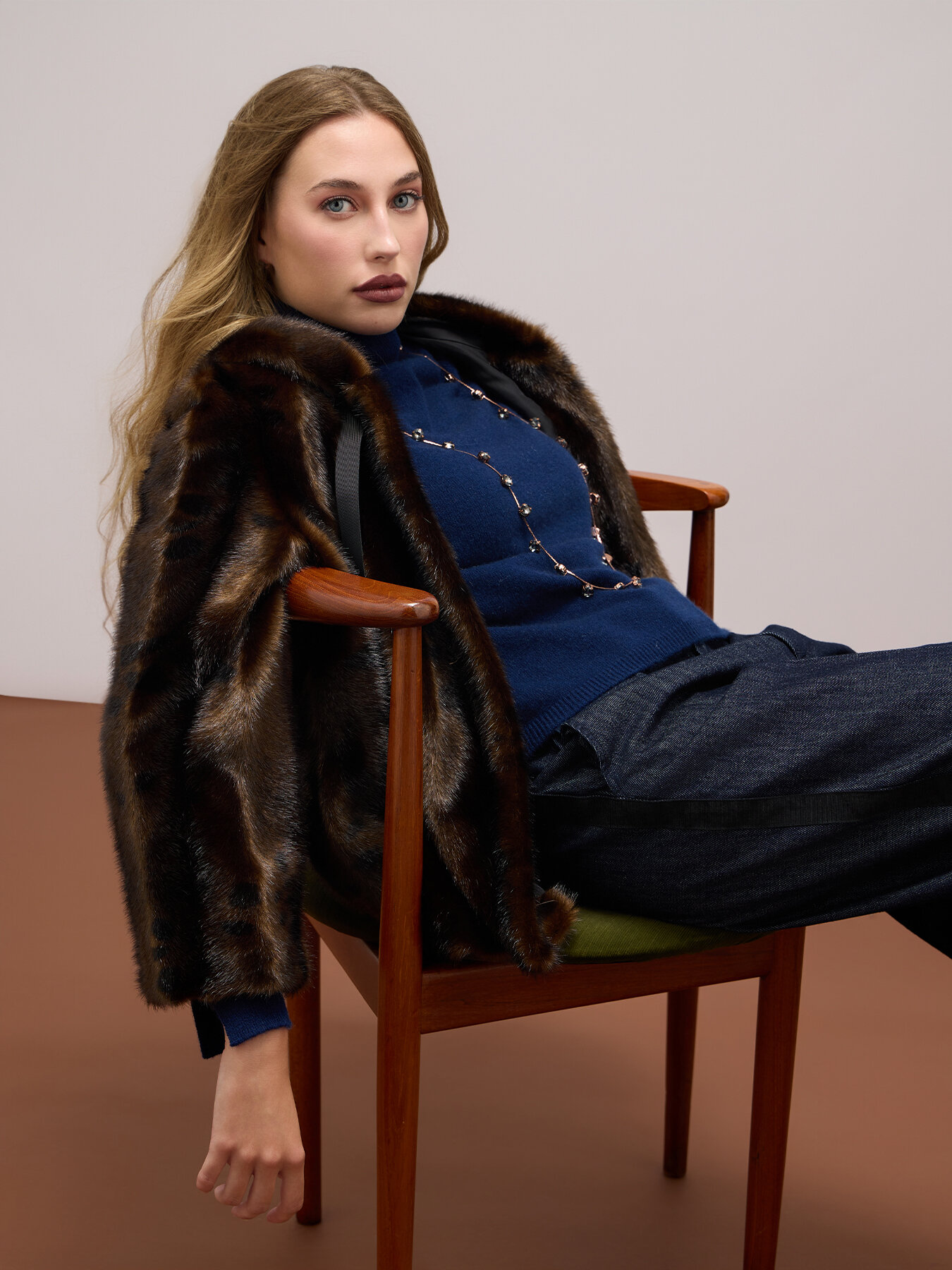 Mink-effect winter jacket image number 4