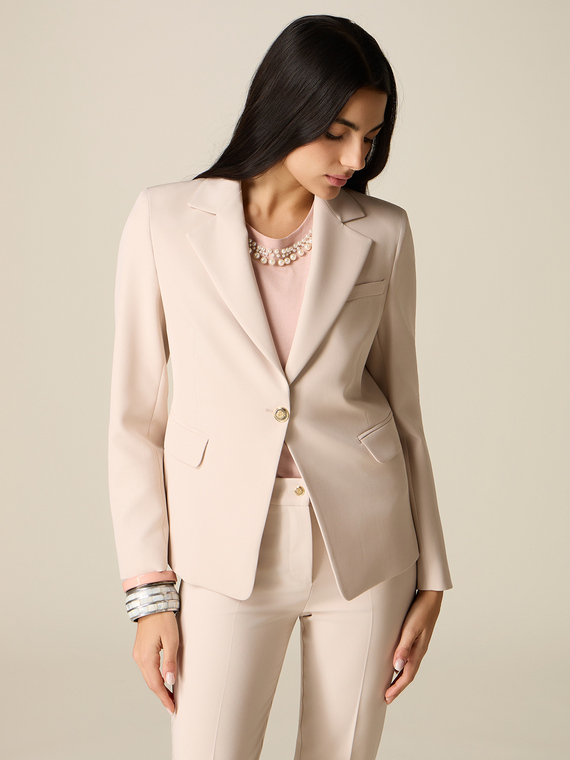 Blazer cintr&eacute; en tissu technique