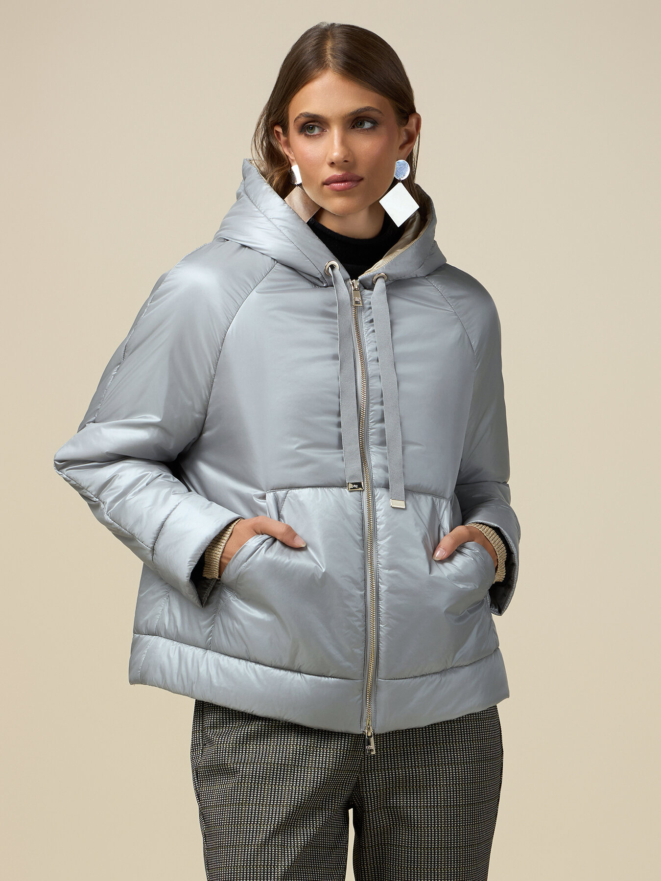 Lightweight down jacket with hood image number 0