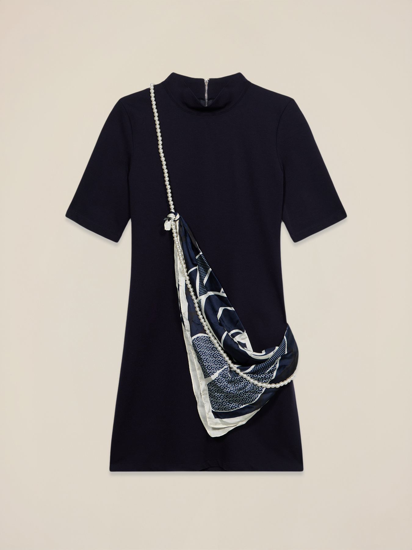 Vestido tubo con detalle pa&ntilde;uelo image number 3