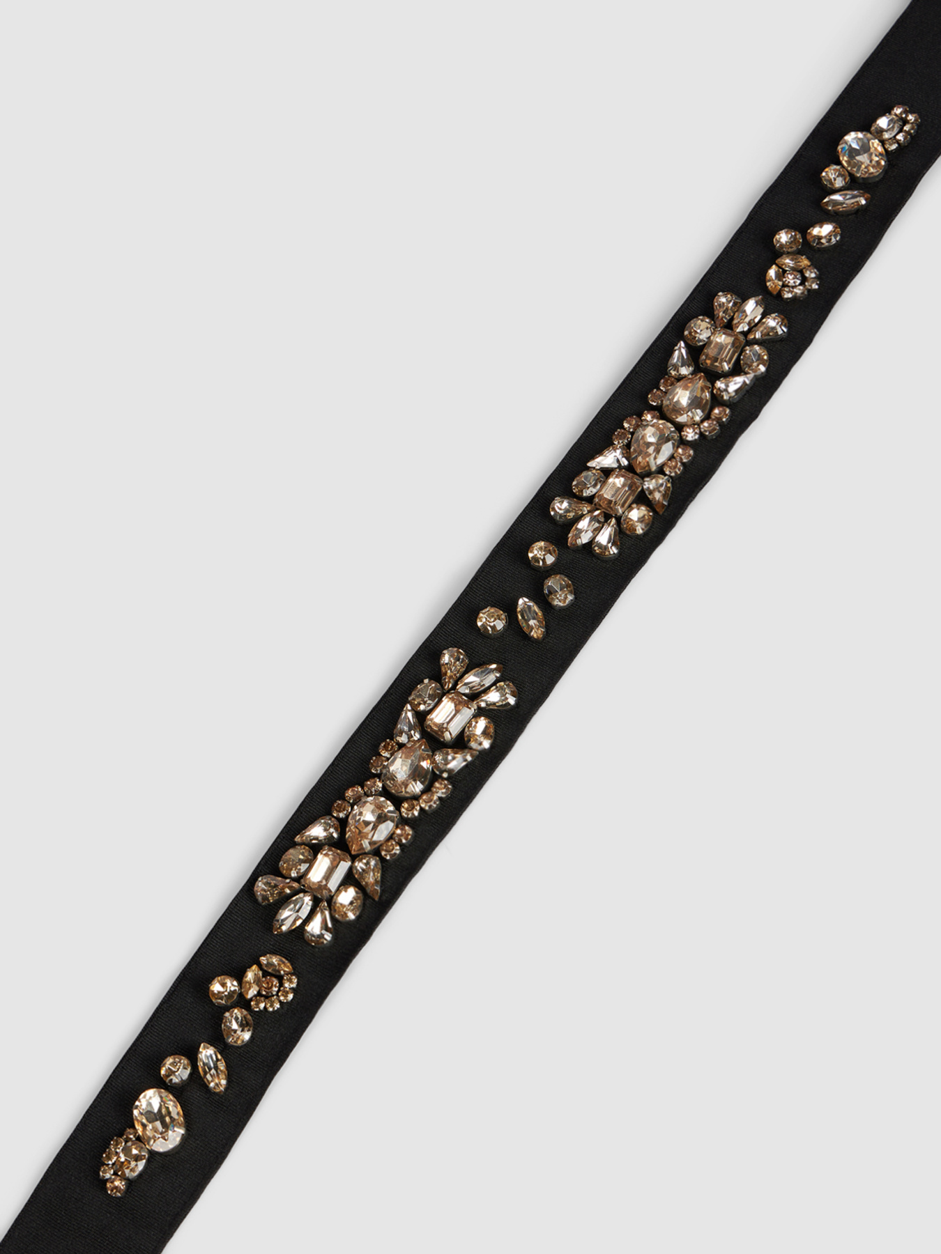 Fabric sash with gemstones image number 2