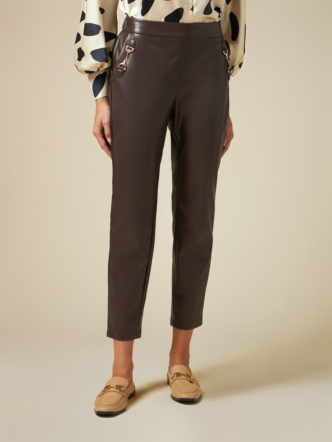 Joggers con dettaglio catene image number 3