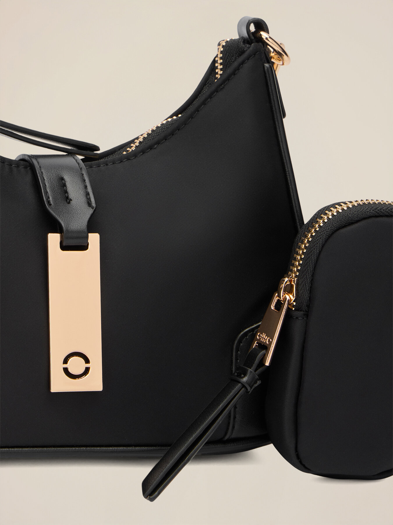 Shoulder bag with metal details image number 4