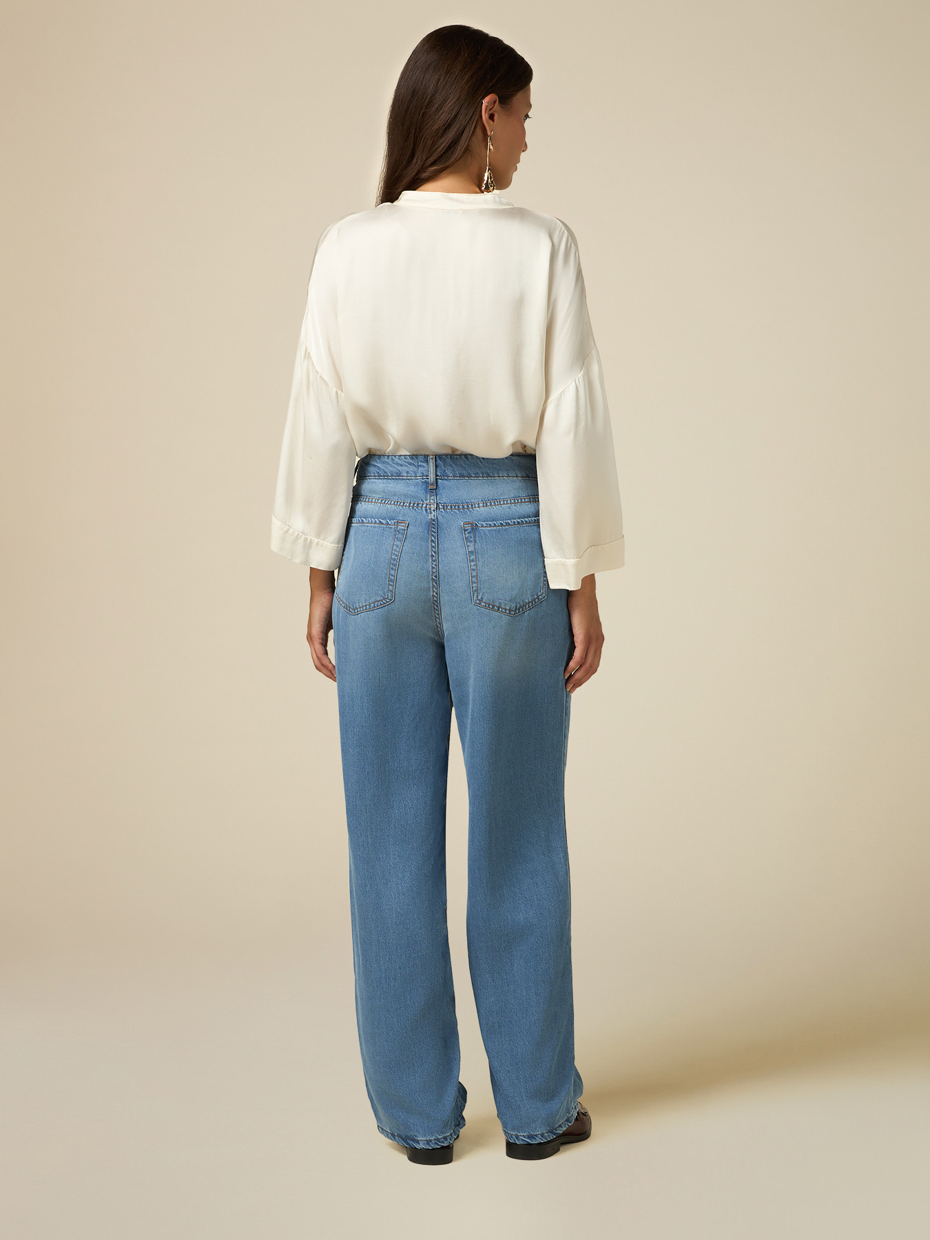 Wide leg tencel jeans image number 1