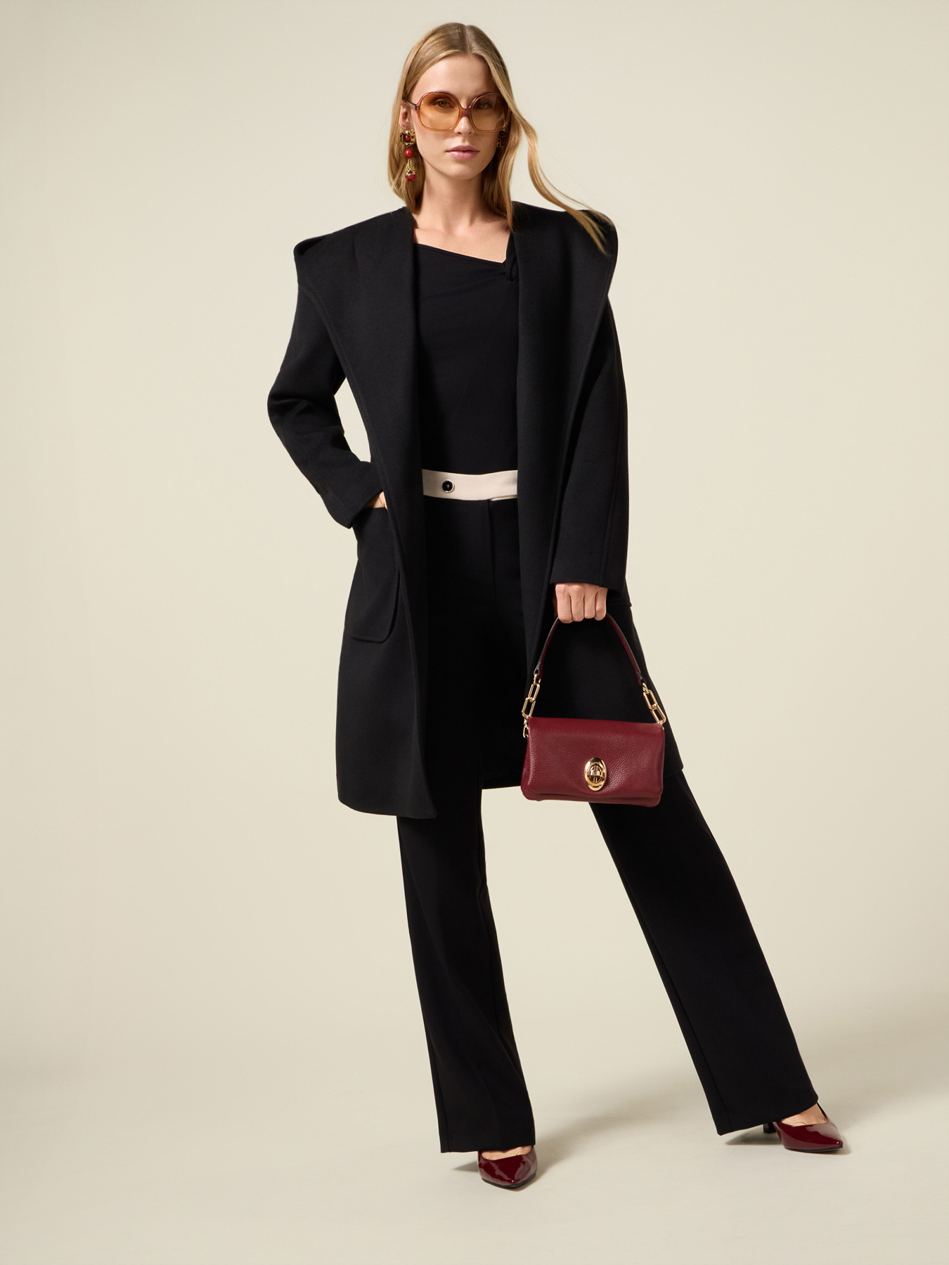 Pantalon palazzo avec d&eacute;tail contrastant image number 0