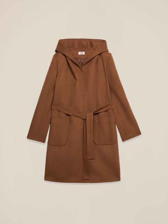 Hooded coat with belt