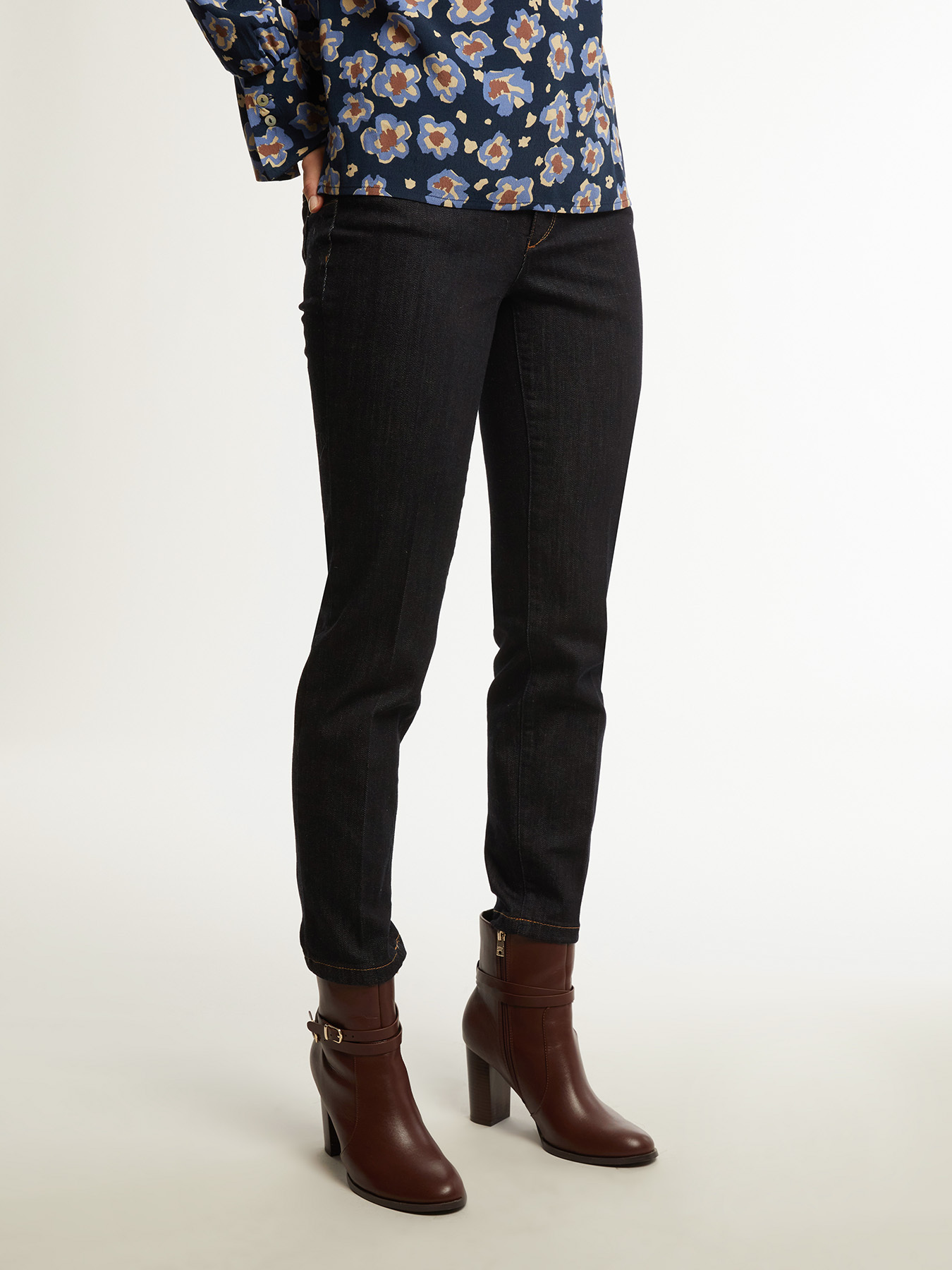 Skinny-Jeans Paris aus Bio-Baumwolle image number 2